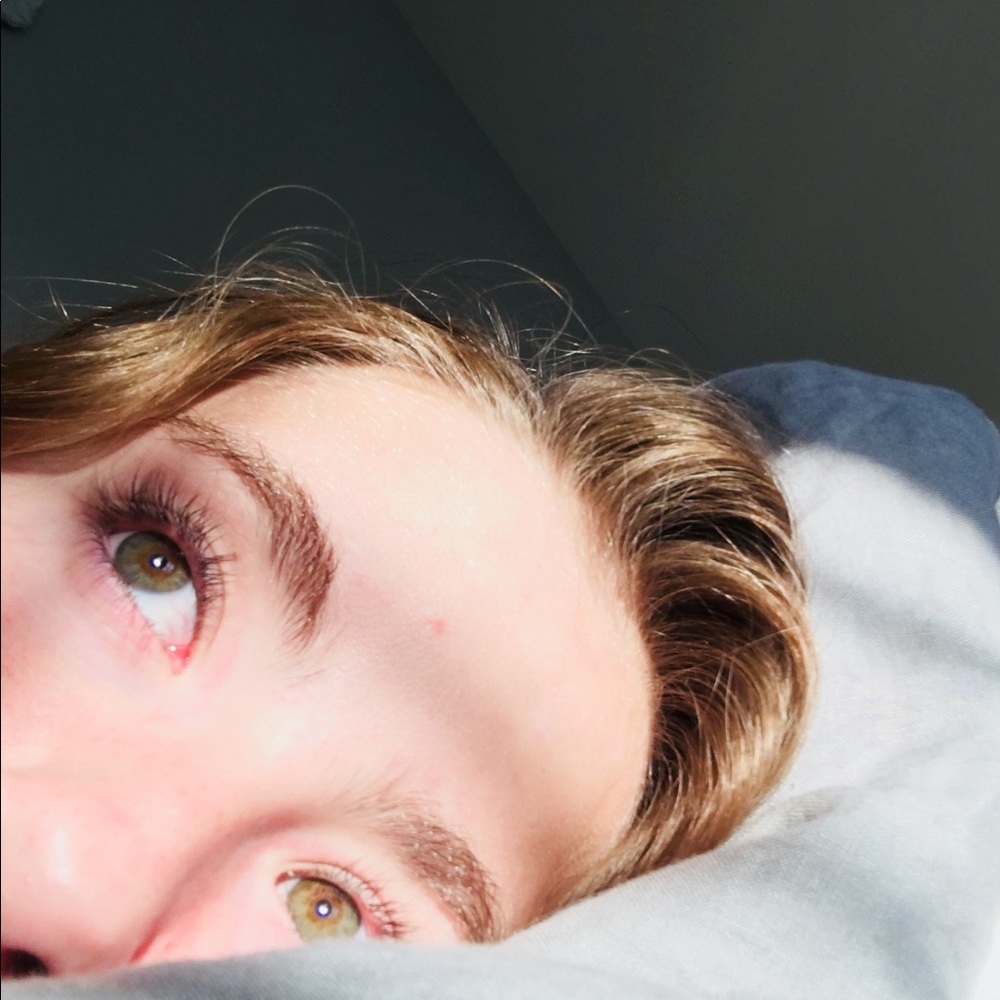 Meet your Posher, Kiana!